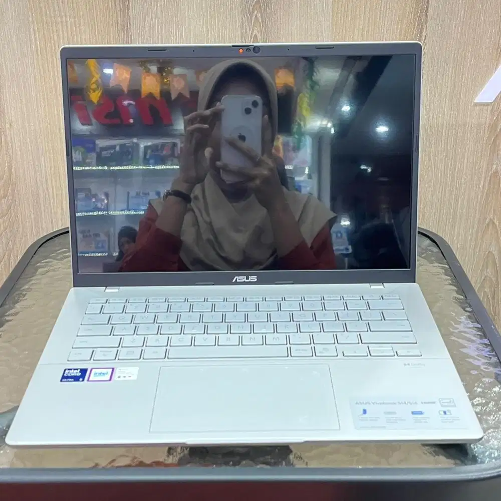 ASUS VIVOBOOK S14 ULTRA 5 225H