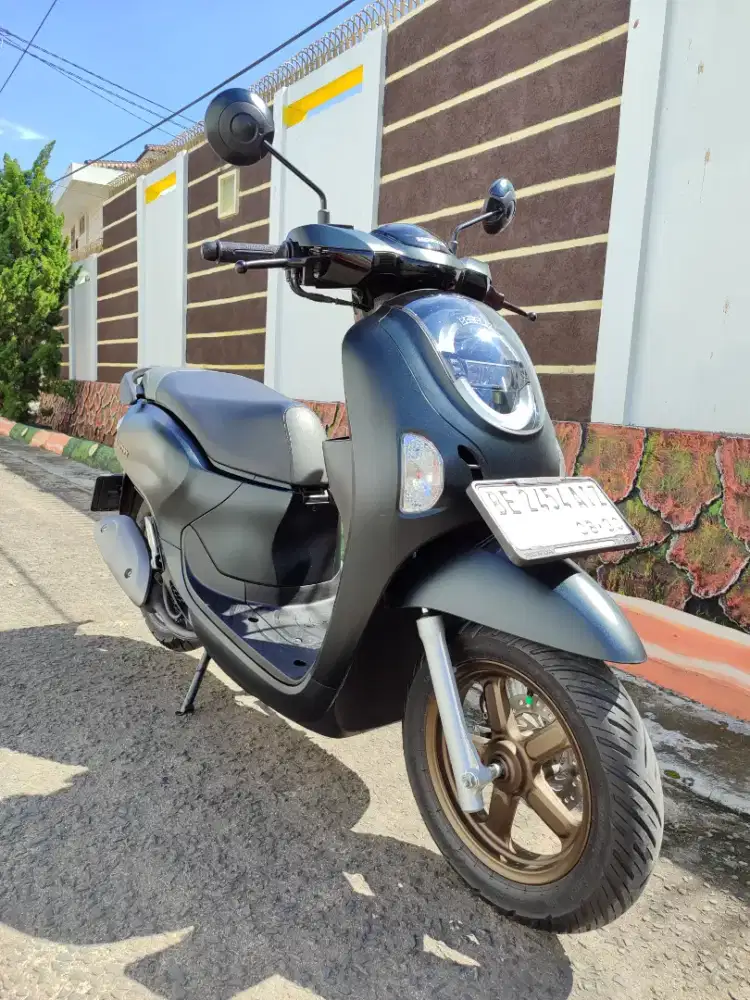 SCOOPY PRESTIGE 2025 MULUS BANGET BE Kodya KM 9rb ORISINIL CASH/KREDIT