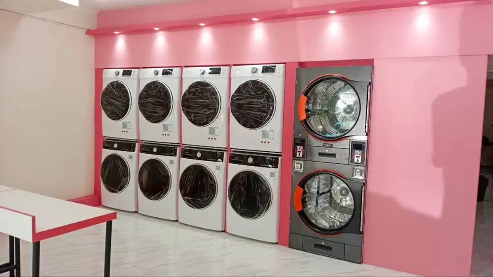 staff laundry Perempuan