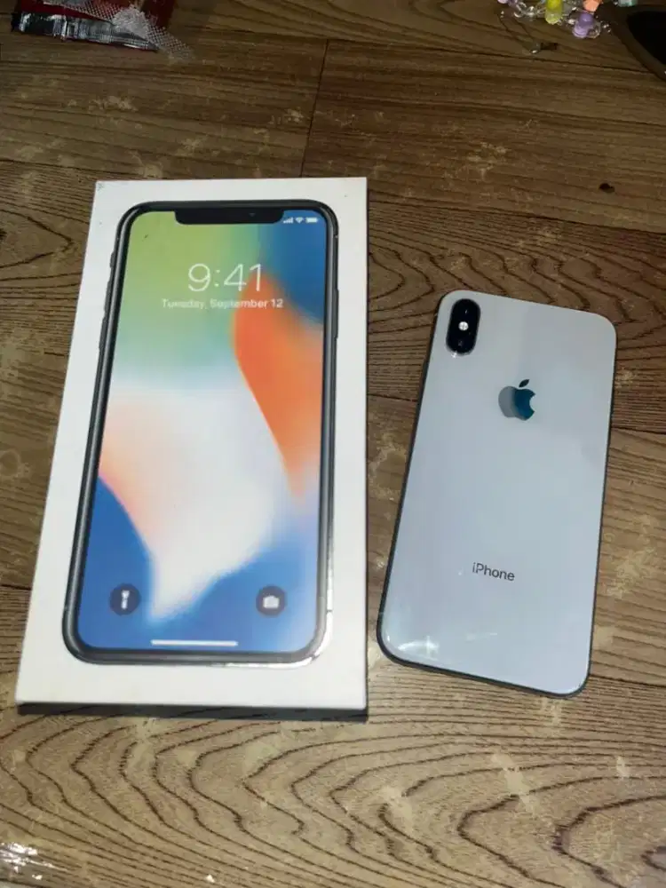 Dijual hp iPhone X 256