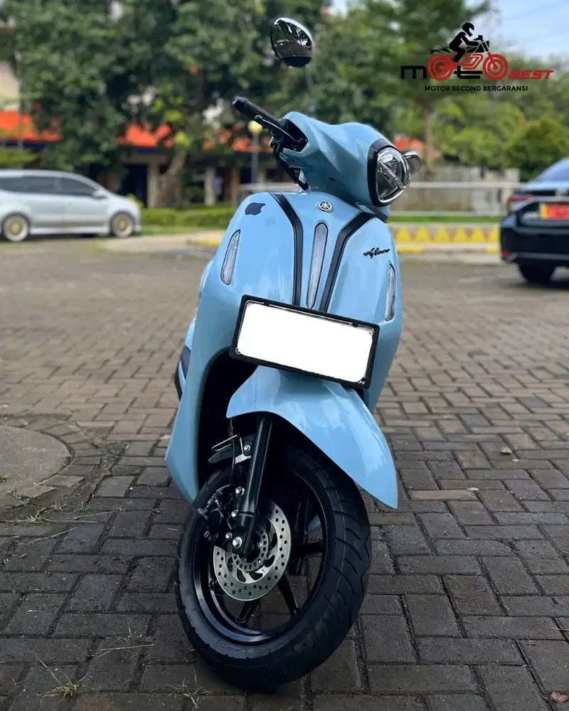 Yamaha Grand Filano 2023, Tgn Pertama