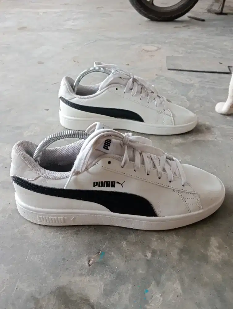 Sepatu Sneaker Puma