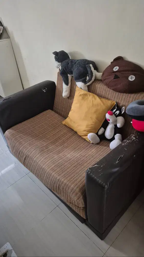 Sofa Bekas 2 seater murah