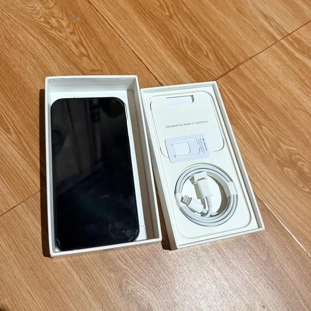 Dijual iphone 13.128GB warna midnight