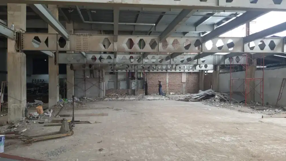 Bongkar bangunan rumah tua land clearing