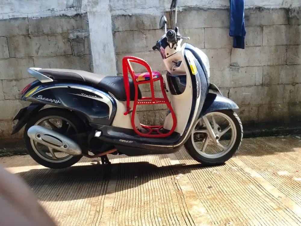 Honda scoopy Pgmfi 2014