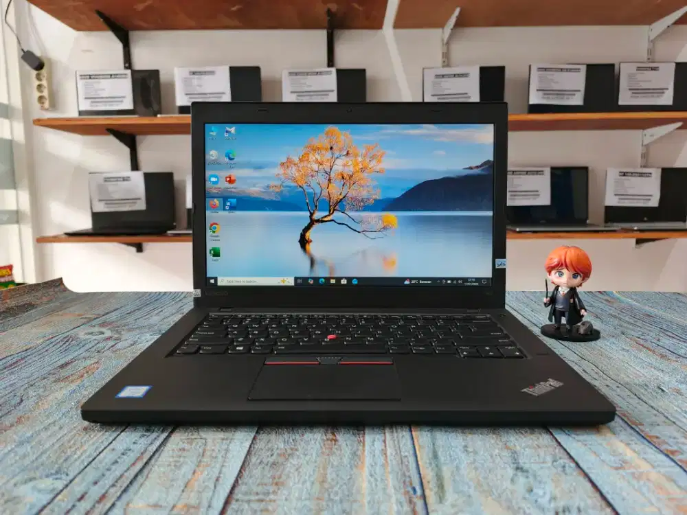 Laptop Bekas THINKPAD T460/Core i5-6300/ RAM 8 GB