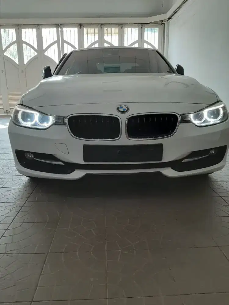 Bmw f30 320i 2014 km 37rb