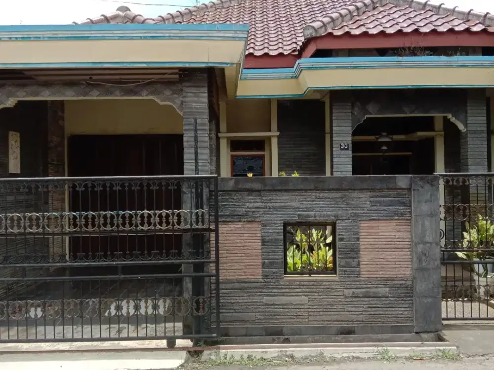 DIJUAL Hunian Asri Terawat dengan Akses Langsung Jalur Utama Bandung-Sumedang