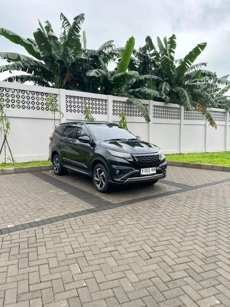 Toyota Rush GR AT 2024 Matic Hitam Mulus Bagus Murah Good Kondisi