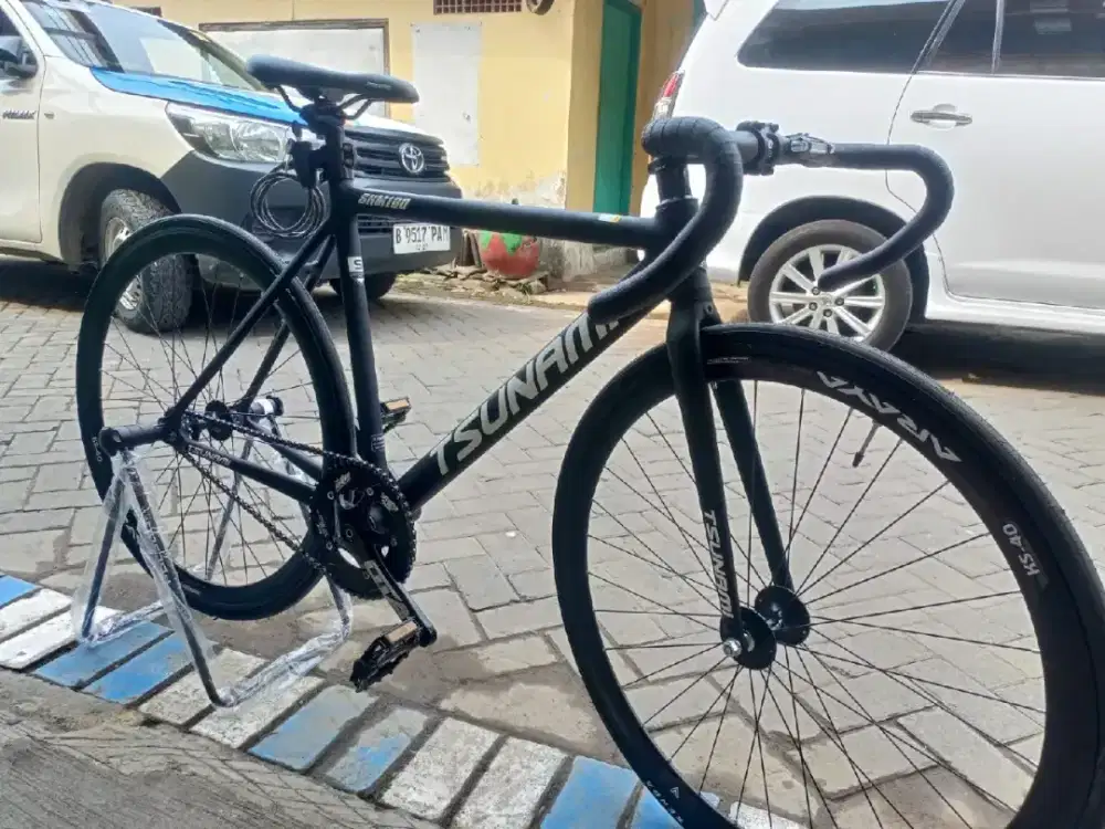 FIXIE TSUNAMI SNM 100 FULLBIKE ORI