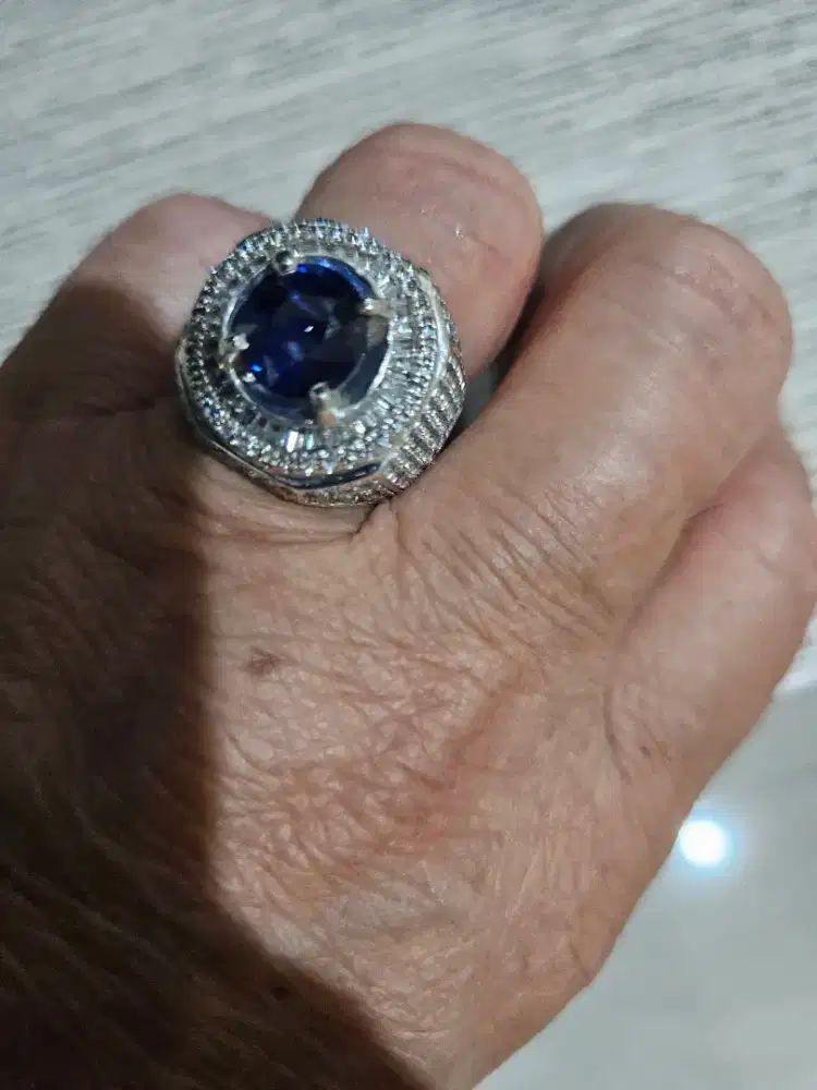 batu blue safir
