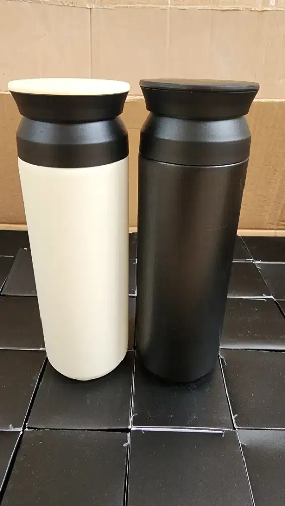 Botol tumbler uniqlo