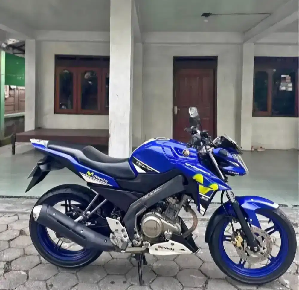 Vixion Advance Movistar 2015