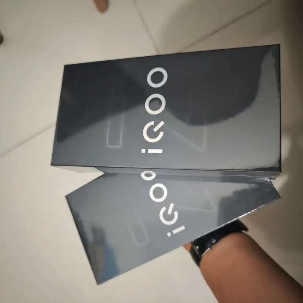 IQOO Z10R 8/256 12/256 GARANSI RESMI IQOO 1 TAHUN NO REPACK
