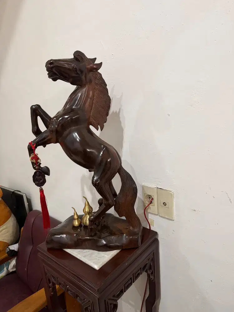 patung kuda asli ukiran kayu jati asli,ukuran P:42 cm x T: 65 cm