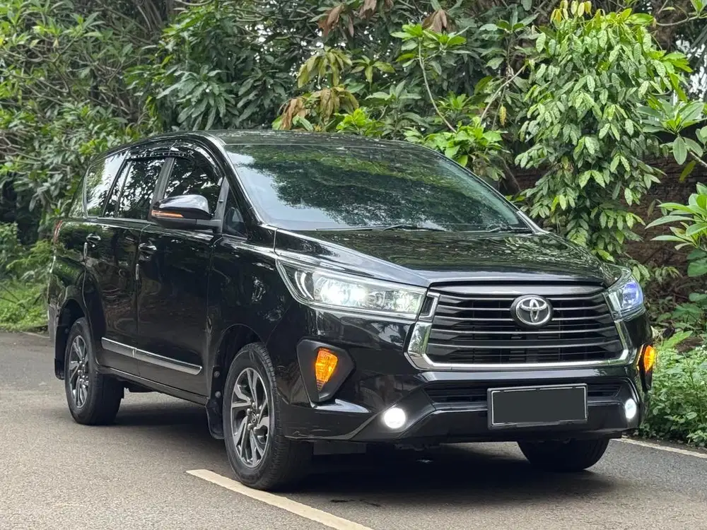 TOYOTA KIJANG INNOVA G DIESEL MATIC 2021 HITAM