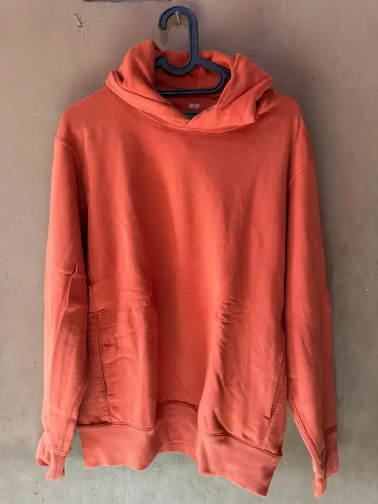 Di jual Hoodie uniqlo