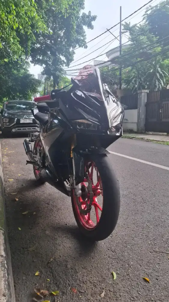 Honda CBR 150 R