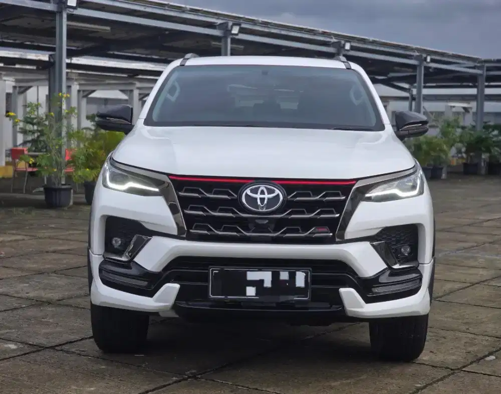 FORTUNER VRZ 2.4 AT DIESEL