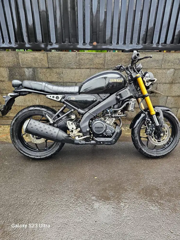 YAMAHA XSR TAHUN 2023 ISTIMEWA