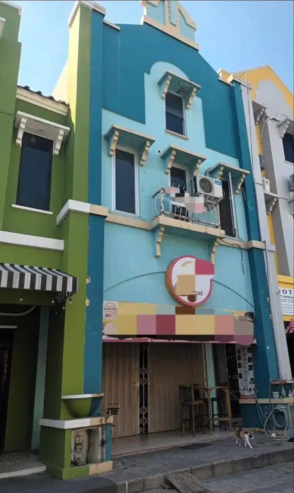 Dijual Ruko Taman Gapura Citraland Lokasi Ramai Strategis