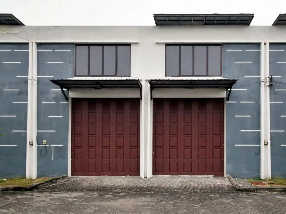 Gudang Prambanan Bizland Cerme 2 gudang gabung jadi 1 Siap Pakai  Selangkah ke tol KLBM