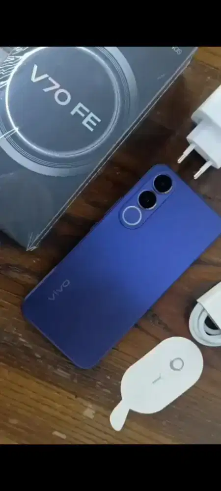 Pre order vivo v70 FE