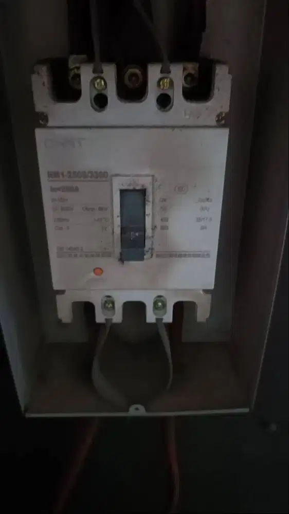 Uniterruptable Power Supply -  UPS SAVTNK