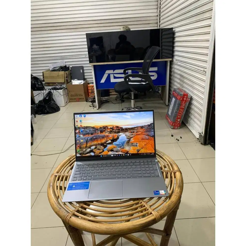 LAPTOP DELL INSPIRON 15 5510 CORE i7 GEN 11 BERGARANSI DL-VN