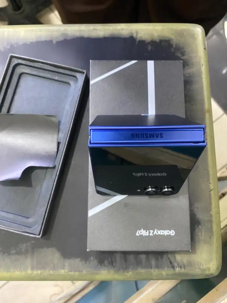 SAMSUNG Z FLIP 7 12/256