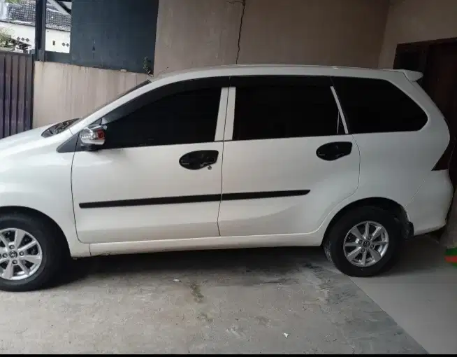 Daihatsu Xenia 2013 Bensin