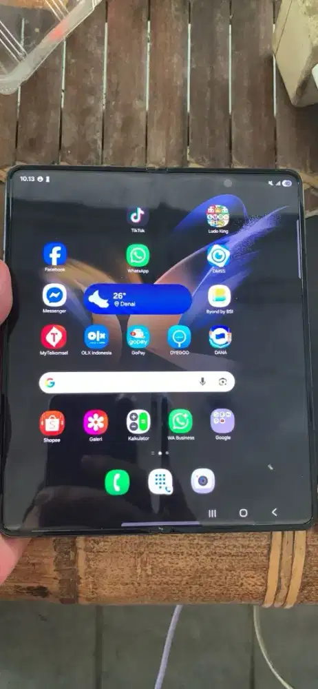 Samsung Z fold 4