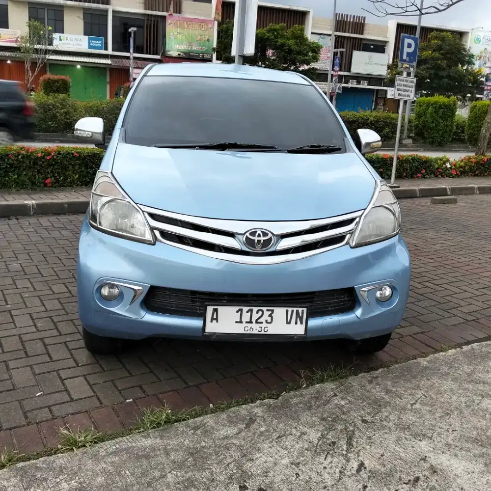 Mobil Avanza type g 1.3 manual