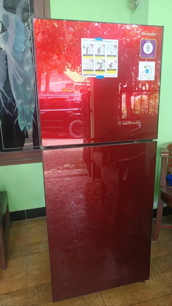 Kulkas 2 pintu Sharp SJ-246