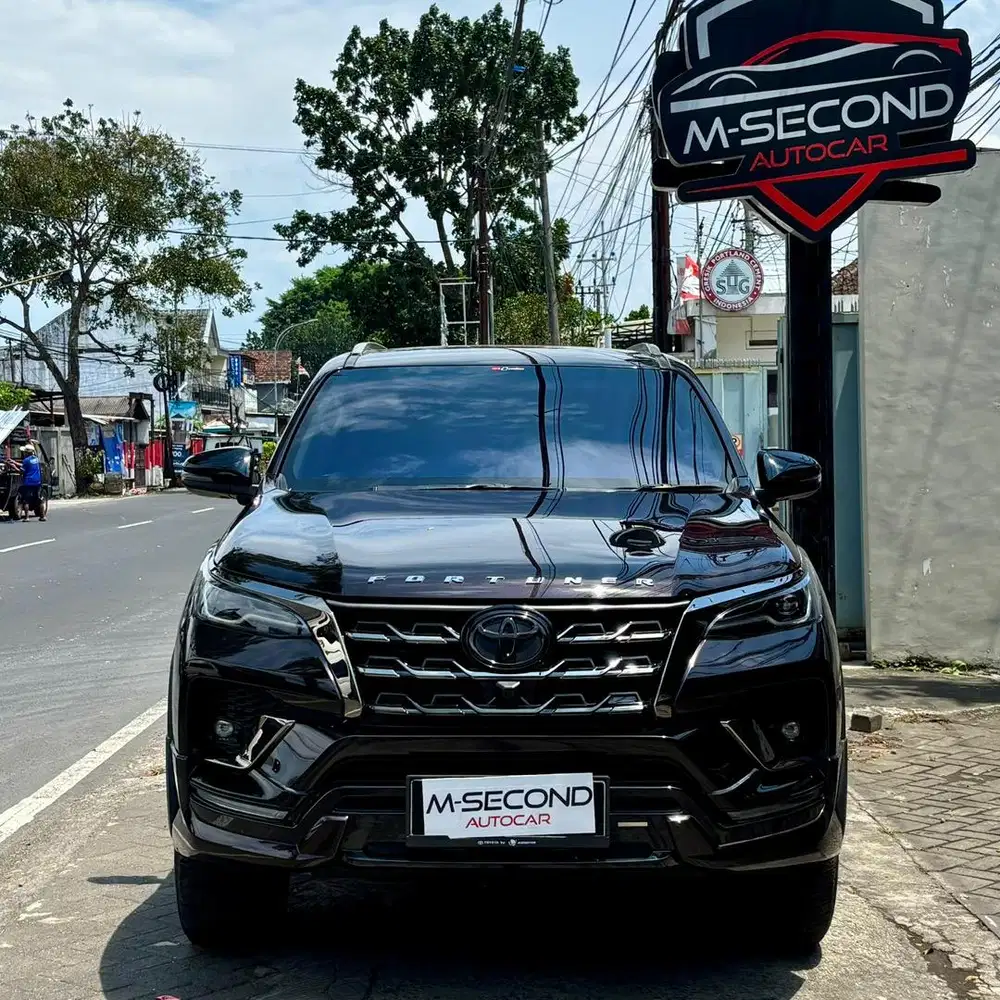Toyota fortuner GR 2.8 AT 2022