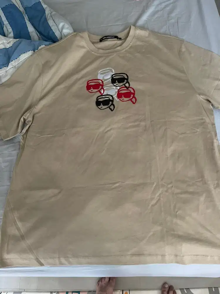 Kaos pria karl coklat