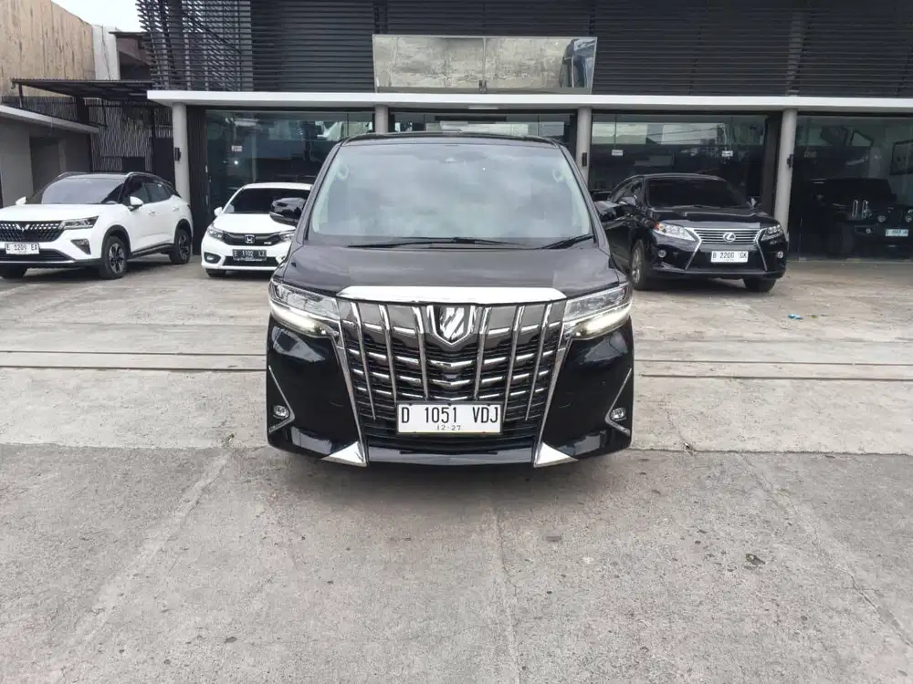 Alphard 2.5 G at 2022