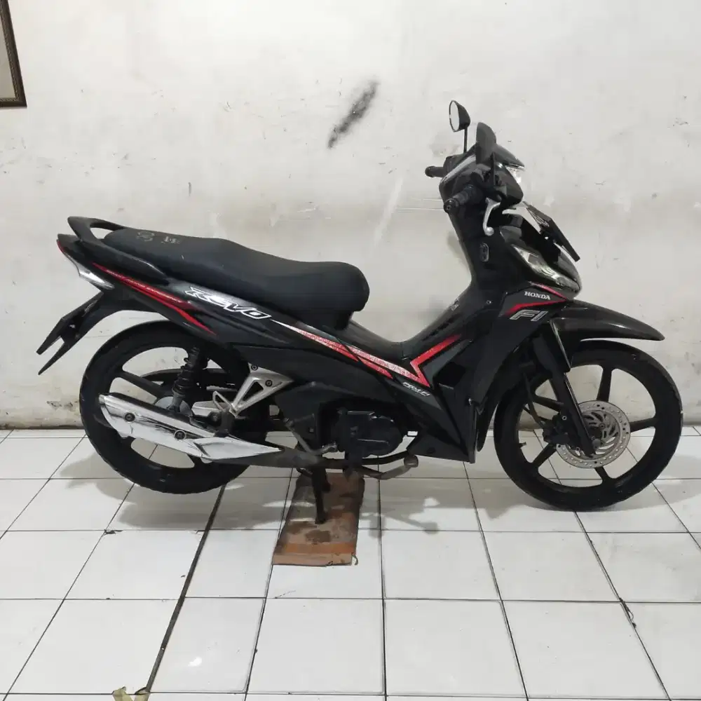 Honda Revo Cw 2017 Orisinil Bagus lengkap Mesin Cakep