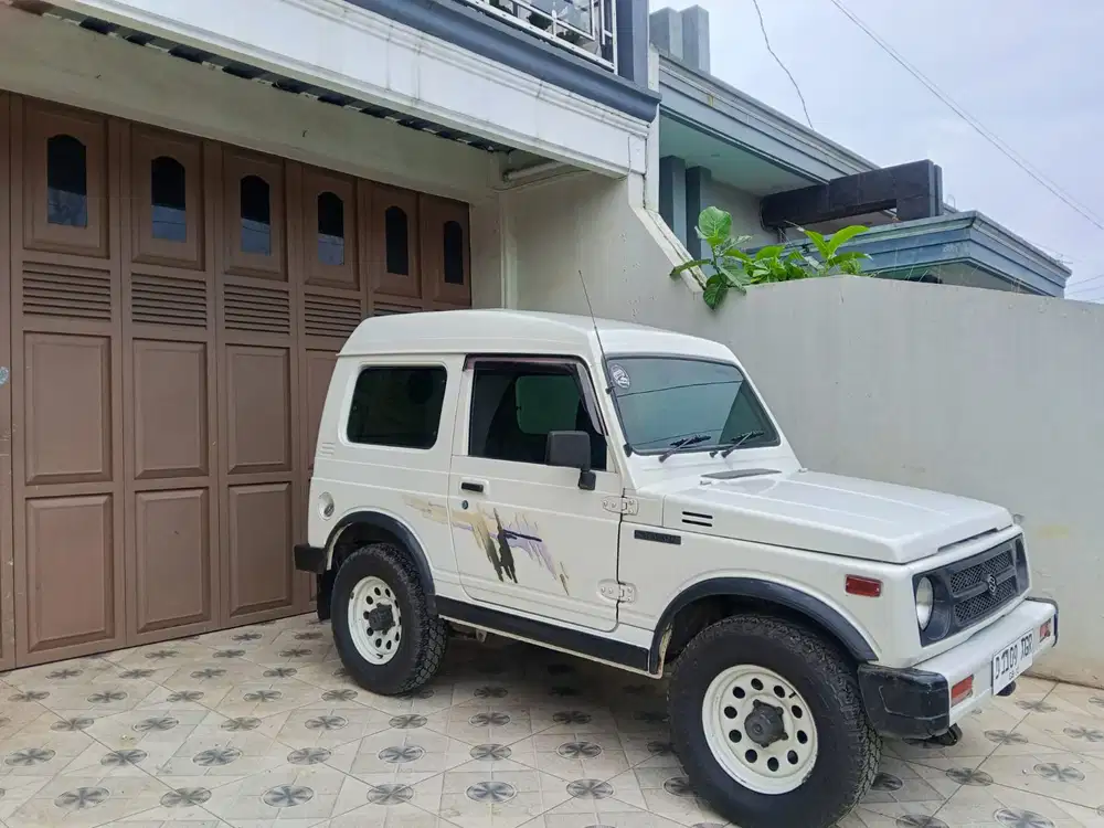 Suzuki Katana 2000 Bensin