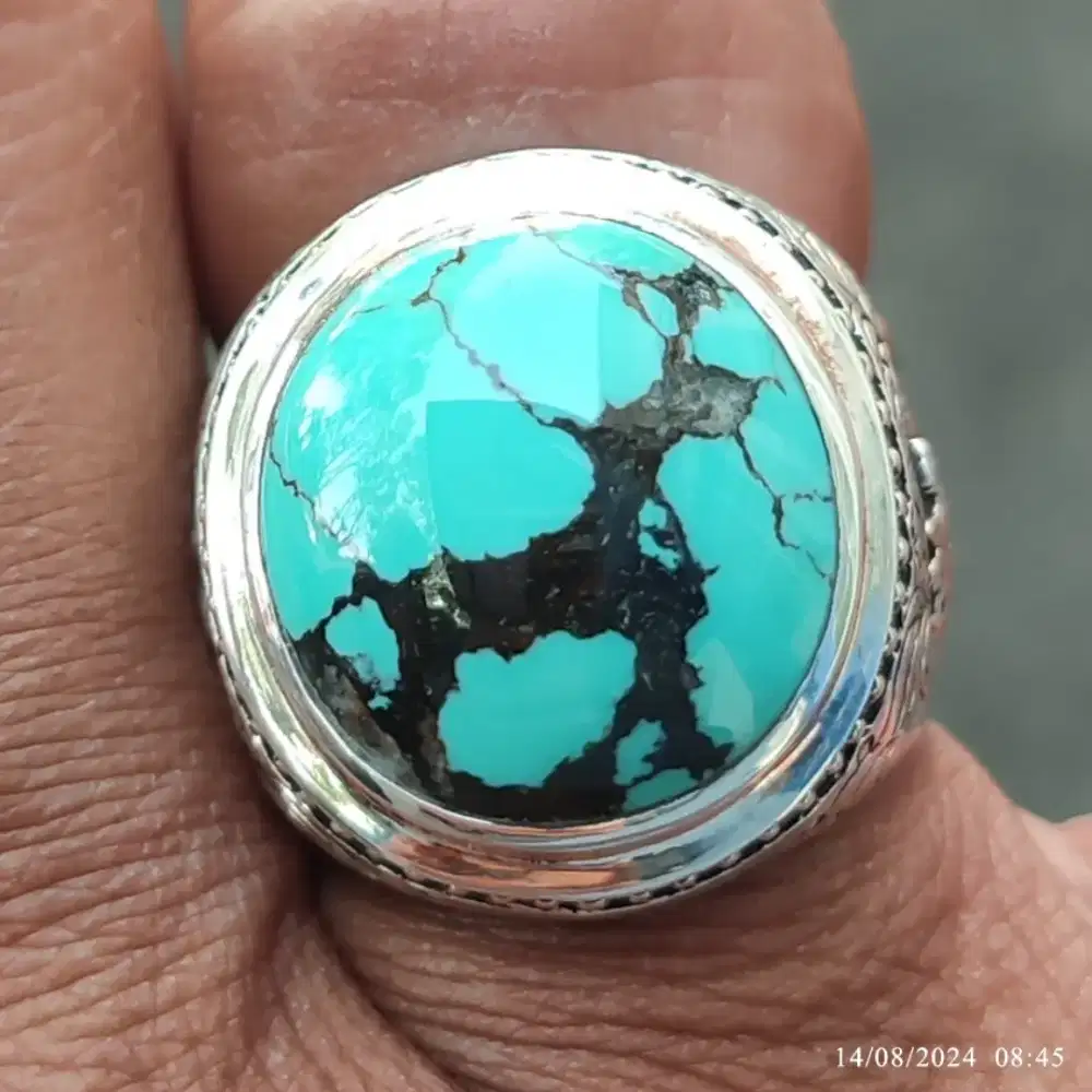 Pirus Hubei item kontes bukan Bacan,ruby,atau zamrud