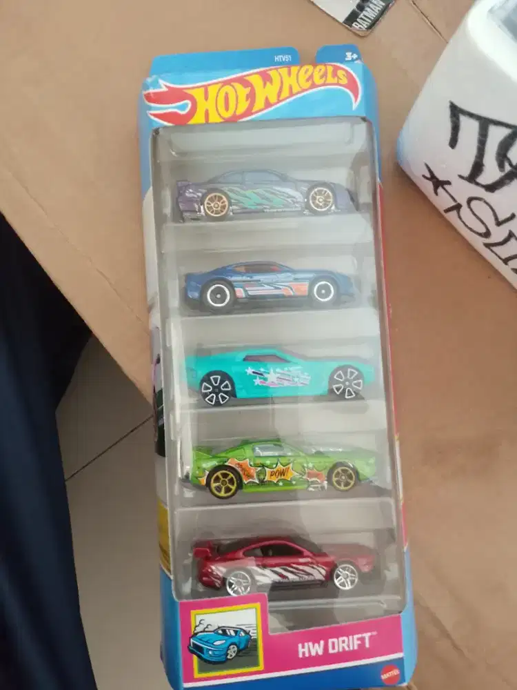 hotwheels gift pack 5 hw drift series