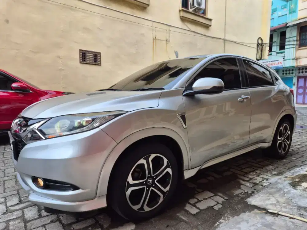 HONDA HRV PRESTIGE 1.8 A/T 2015