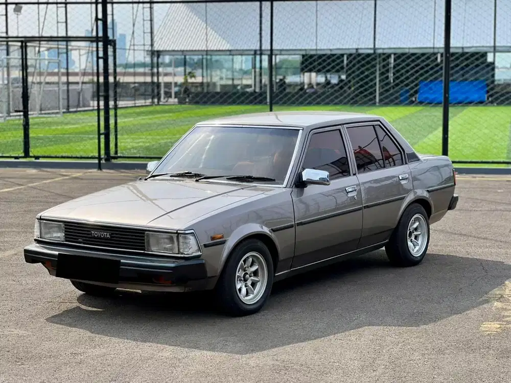 Toyota Corolla 1983 Bensin