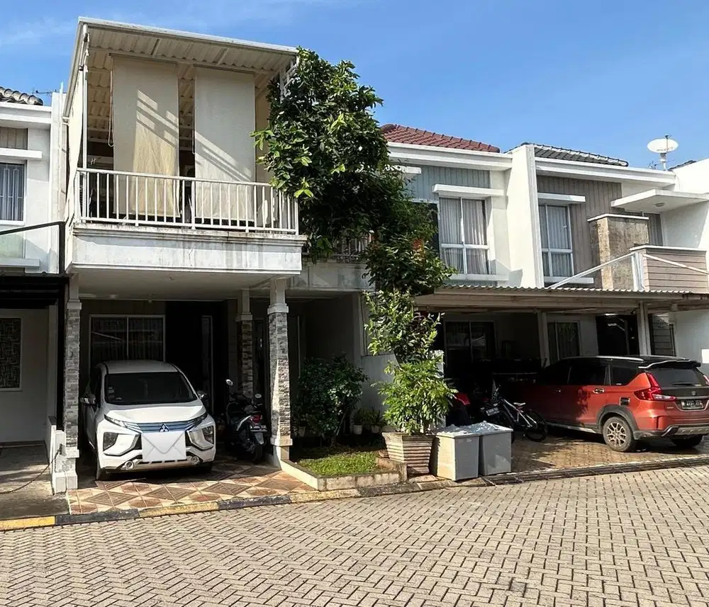Rumah 2 lantai siap huni semi furnish dijual di cibubur country