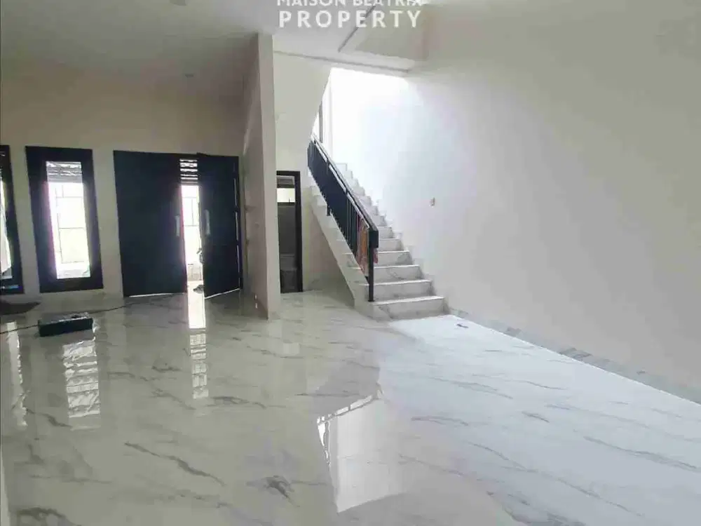 DIJUAL RUMAH FULL GRANIT SIAP HUNI, LOKASI SANGAT DEKAT DG STASIUN DAN PASMOD, GRIYALOKA BSD