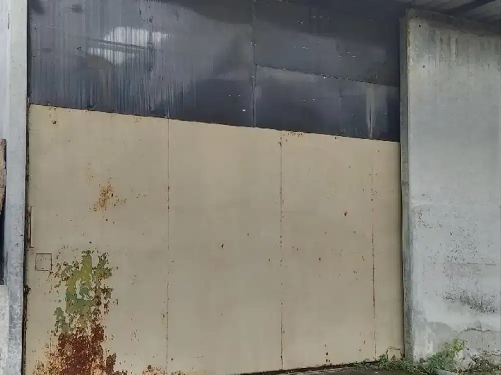 GUDANG GUNUNG ANYAR PLN 4400 watt Tandon