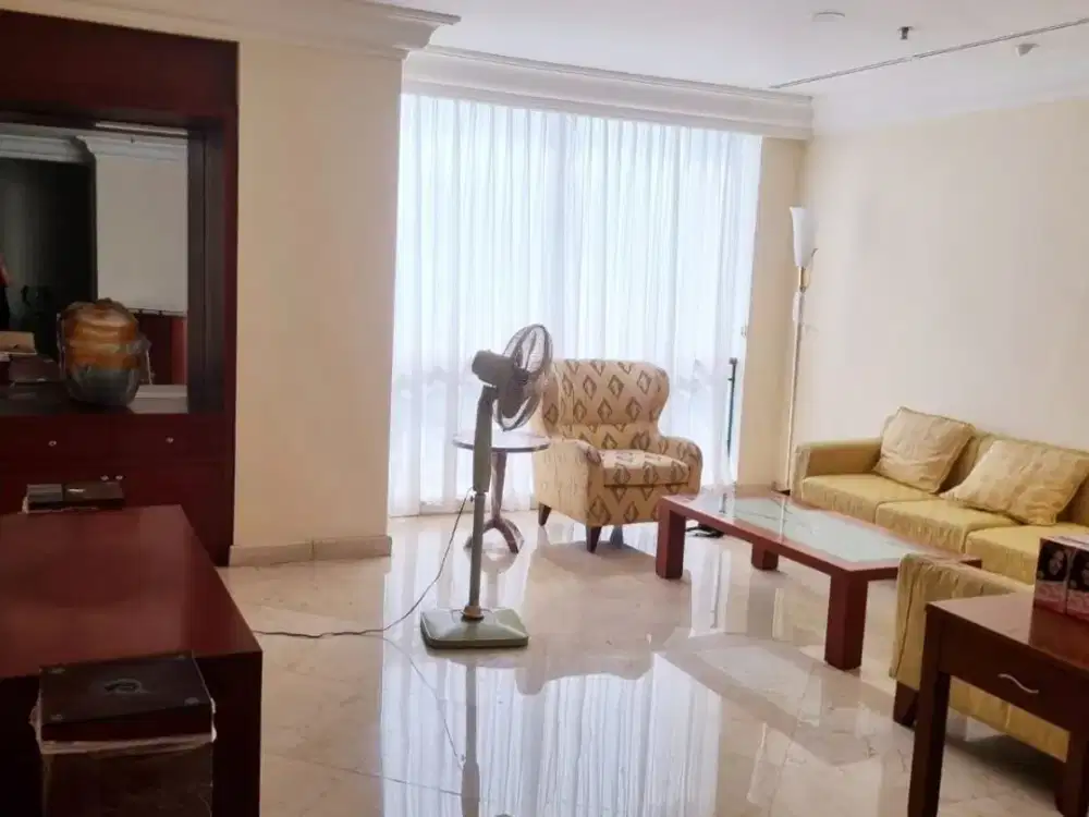 Disewa Apartemen Simprug Teras 3BR Uk 175 m2 Furnished at Jakarta Selatan