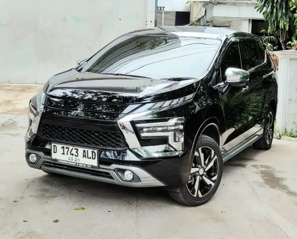 New XPANDER ULTIMATE 1.5 AT 2023 LowKM 14rb RECORD MITSUBISHI BANDUNG