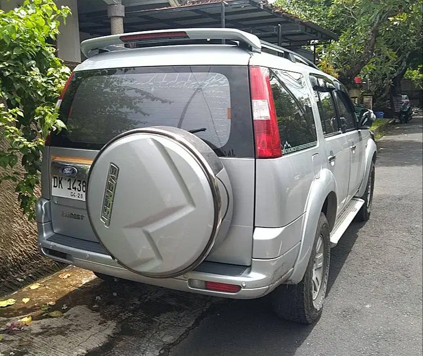 Dijual ford Everest